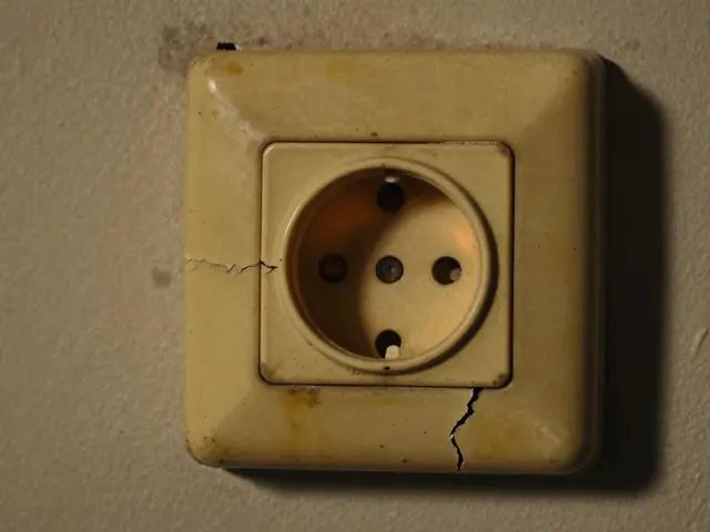 Elektro komplett erneuern: Smart Home & Sicherheit in Altbauten